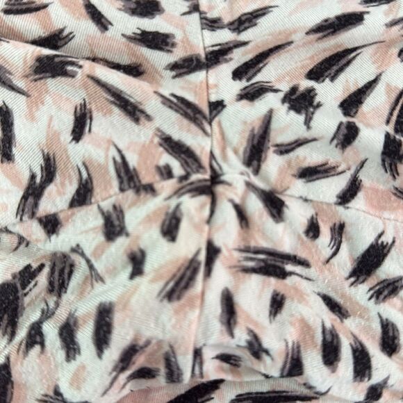 Soma Cool Nights Pink and Black Top and Matching Pants Set. - Picture 10 of 10